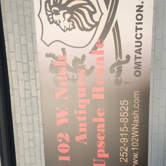 Meet your Posher, Kaitland - Picture 1 of 1